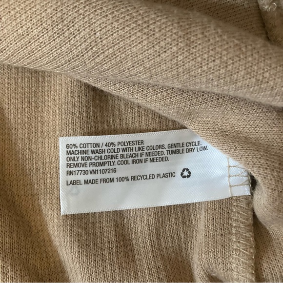 a new day Women's Tan Brown Ruffle
Sleeve Sweater Size Medium cozy crewneck - Picture 10 of 15